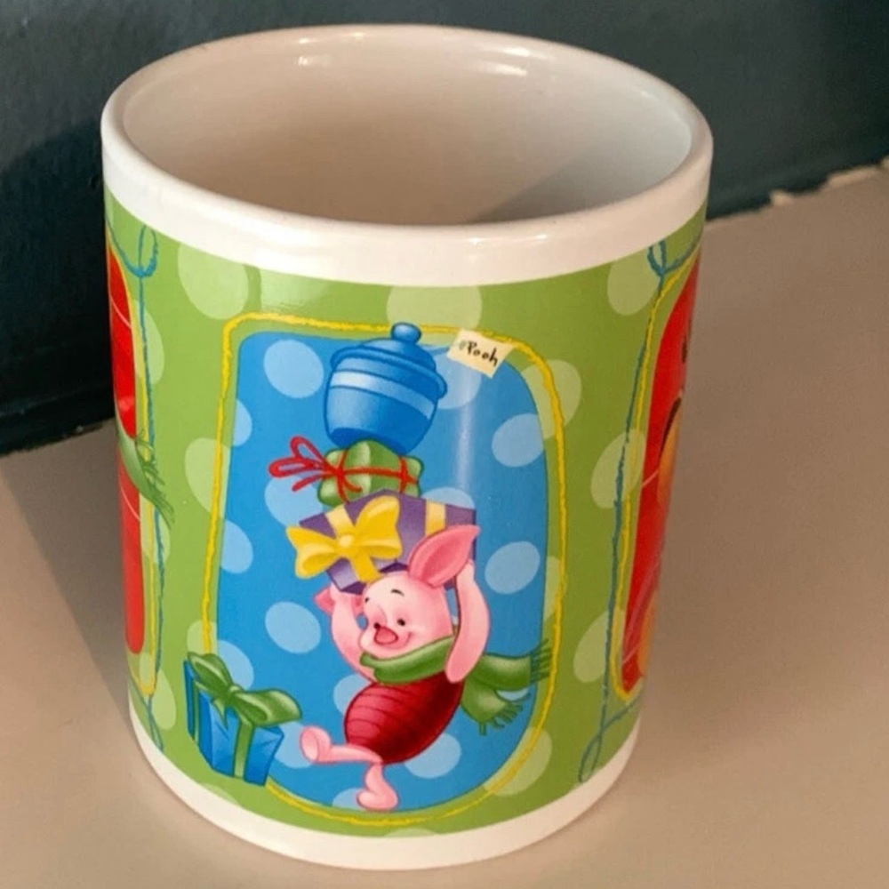 Disney Winnie The Pooh Tigger Piglet Coffee Mug Cup Christmas - Picture 2 of 5